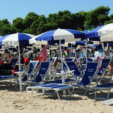 Club & Le Nazioni Hotel 3*