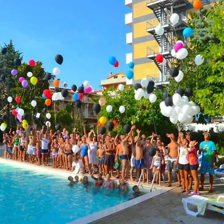 Club & Le Nazioni Hotel